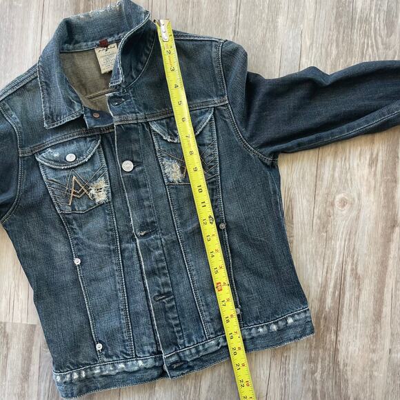 7 For All Mankind Women’s Cropped Distressed Denim Jacket Medium Wash Size Small - Picture 6 of 9